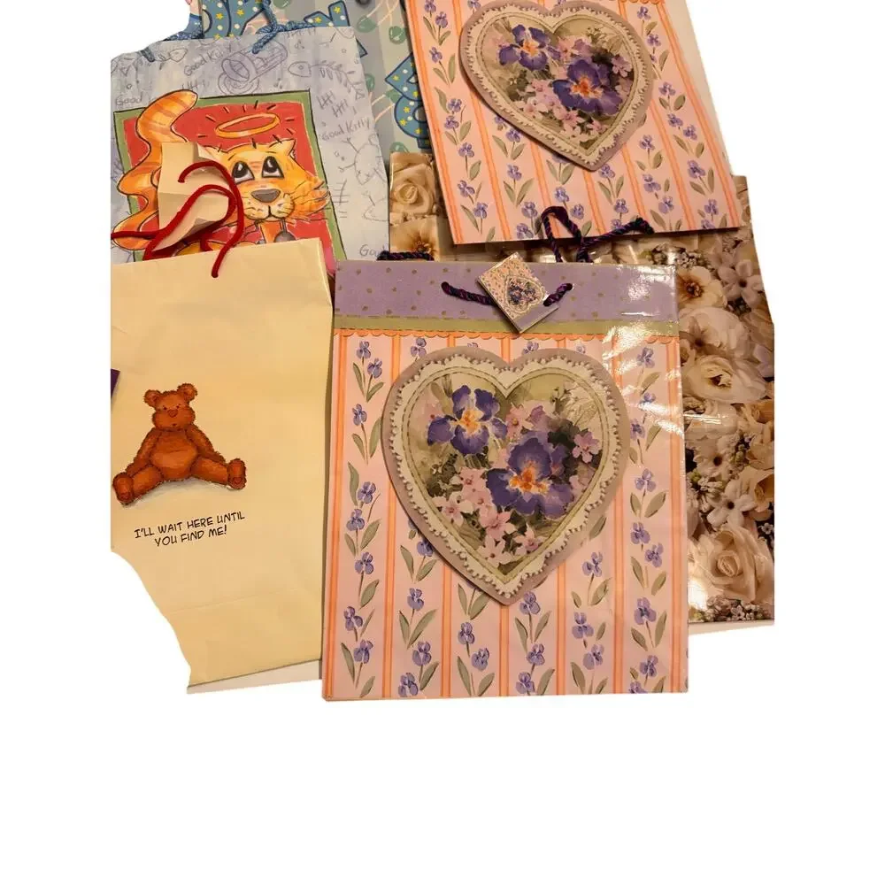 Lot of 18 Vintage Y2K Gift Bags Various Occasions/Sizes 90s/00s